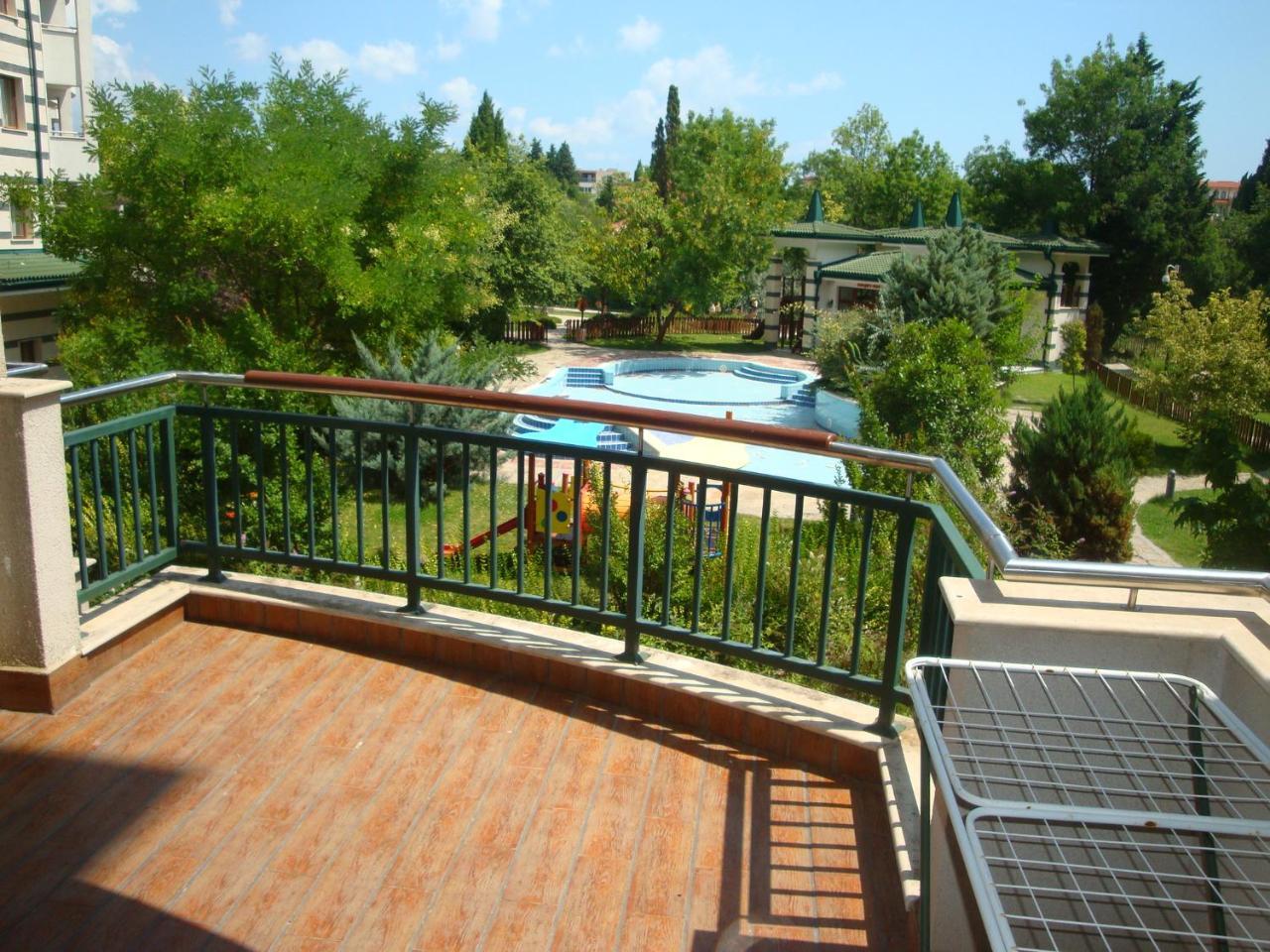 Kalina Private Apartments In Emerald Resort, Ravda Exterior foto